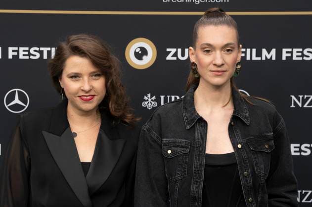 Maria Brendle and Julia Buchmann at the festival opening with the premiere of the feature film Splitsville at the 21 Zurich Film Festival 2025 in the Kongresssaal Zurich, 25 09 2025 Foto:xA.xRaemyx xFuturexImagex splittsville_5919