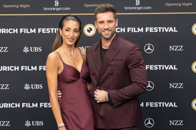 Sara Leutenegger and Steven Epprecht at the festival opening with the premiere of the feature film Splitsville at the 21 Zurich Film Festival 2025 in the Kongresssaal Zurich, 25 09 2025 Foto:xA.xRaemyx xFuturexImagex splittsville_5926