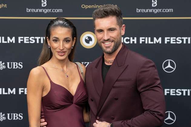 Sara Leutenegger and Steven Epprecht at the festival opening with the premiere of the feature film Splitsville at the 21 Zurich Film Festival 2025 in the Kongresssaal Zurich, 25 09 2025 Foto:xA.xRaemyx xFuturexImagex splittsville_5928