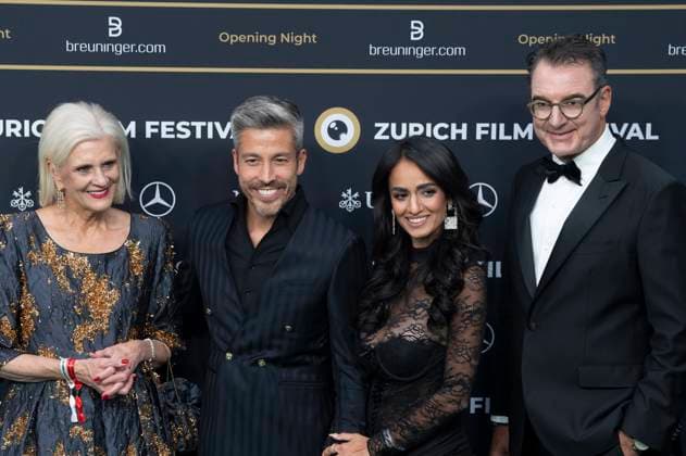Doris Fiala, Max Loong, Sepideh Haftgoli and Christian Jungen at the festival opening with the premiere of the feature film Splitsville at the 21 Zurich Film Festival 2025 in the Kongresssaal Zurich, 25 09 2025 Foto:xA.xRaemyx xFuturexImagex splittsville_5937