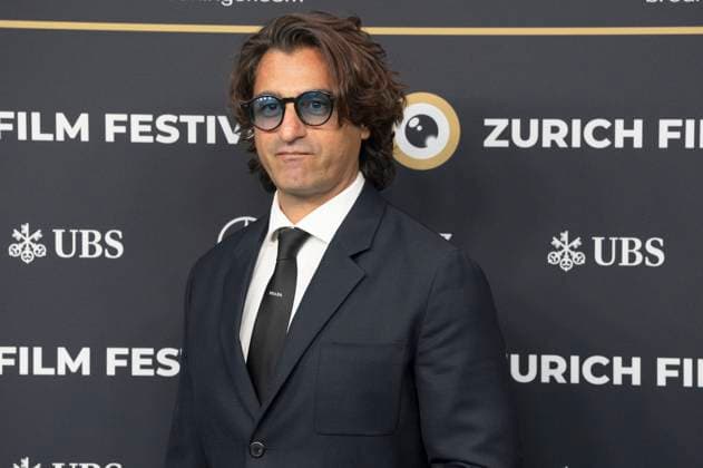 Angelo Boffa at the festival opening with the premiere of the feature film Splitsville at the 21 Zurich Film Festival 2025 in the Kongresssaal Zurich, 25 09 2025 Foto:xA.xRaemyx xFuturexImagex splittsville_5954