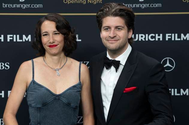 Natascha Beller and Patrick Karpiczenko at the festival opening with the premiere of the feature film Splitsville at the 21 Zurich Film Festival 2025 in the Kongresssaal Zurich, 25 09 2025 Foto:xA.xRaemyx xFuturexImagex splittsville_5959