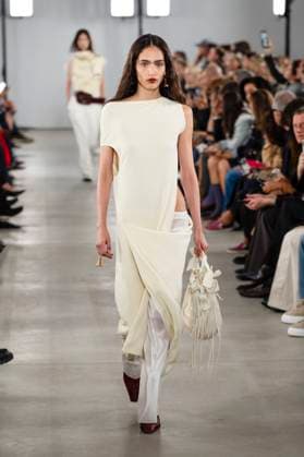 Milan Fashion Week - Women S S 2026 Sportmax Fashion Show Catwalk Milan, Italy Milan Fashion Week - Women S S 2026 Sportmax Fashion Show Catwalk Milan, Italy 26th September 2025  Copyright: xCristianxIncarbonax