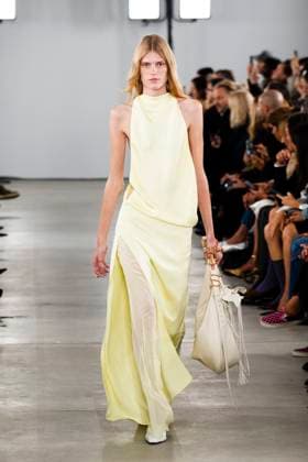Milan Fashion Week - Women S S 2026 Sportmax Fashion Show Catwalk Milan, Italy Milan Fashion Week - Women S S 2026 Sportmax Fashion Show Catwalk Milan, Italy 26th September 2025  Copyright: xCristianxIncarbonax