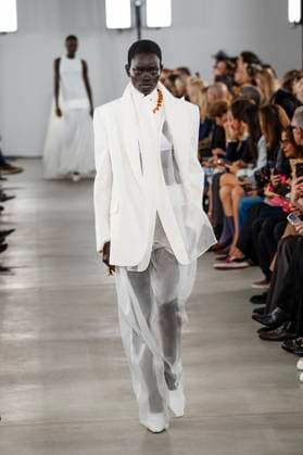 Milan Fashion Week - Women S S 2026 Sportmax Fashion Show Catwalk Milan, Italy Milan Fashion Week - Women S S 2026 Sportmax Fashion Show Catwalk Milan, Italy 26th September 2025  Copyright: xCristianxIncarbonax