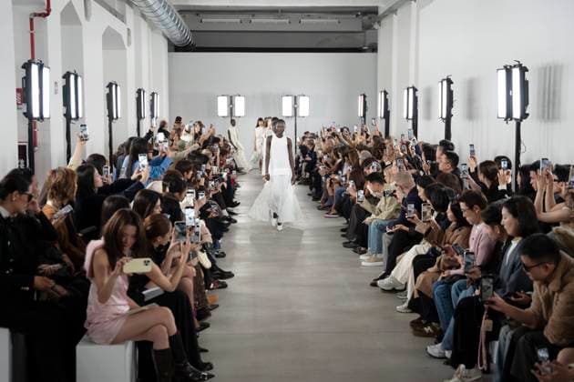 Milan Fashion Week - Women S S 2026 Sportmax Fashion Show Catwalk Milan, Italy Milan Fashion Week - Women S S 2026 Sportmax Fashion Show Catwalk Milan, Italy 26th September 2025  Copyright: xCristianxIncarbonax
