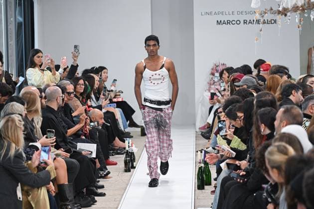 Entertainment Bilder des Tages Milan, Milan Women s Fashion Week Spring Summer 2026 - Women s Fashion, Spring Summer 2026. - Marco Rambaldi fashion show - catwalk - photo: model  Copyright: xSimonaxChiocciax xipa-agency.netx xSimonaxChiocciax IPA_Agency_IPA65769923