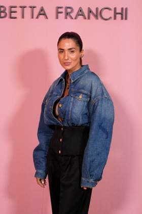 Milan, Italy, Italy: Milan, Milan Women s Fashion Week Spring Summer 2026 - Women s Fashion, Spring Summer 2026 - Elisabetta Franchi fashion show - arrivals in the photo: guest Milan Italy  - ZUMAp169 20250926_zea_p169_432 Copyright: xRiccardoxGiordanox