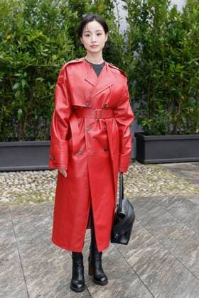 MFW Tod’s front row MP Bang Hyo-rin arrives at the Tod s fashion show during Milan s Fashion Week Womenswear Spring Summer 2026, on September 26, 2025 in Milan (Italy), Italy. Photo by Marco Piovanotto Abacapress.com  Copyright: xPiovanottoxMarco ABACAx