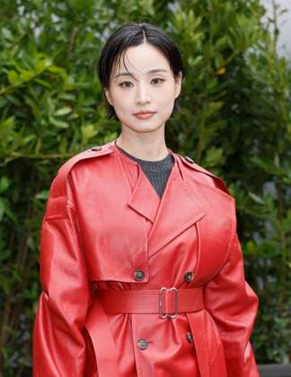 MFW Tod’s front row MP Bang Hyo-rin arrives at the Tod s fashion show during Milan s Fashion Week Womenswear Spring Summer 2026, on September 26, 2025 in Milan (Italy), Italy. Photo by Marco Piovanotto Abacapress.com  Copyright: xPiovanottoxMarco ABACAx
