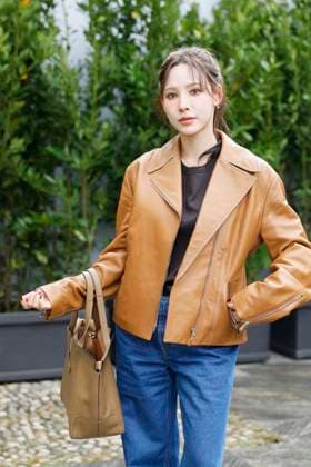 MFW Tod’s front row MP Nayeon Lee arrives at the Tod s fashion show during Milan s Fashion Week Womenswear Spring Summer 2026, on September 26, 2025 in Milan (Italy), Italy. Photo by Marco Piovanotto Abacapress.com  Copyright: xPiovanottoxMarco ABACAx