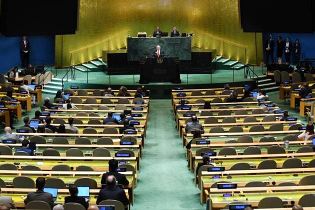 Bilder des Jahres 2025, News September 09 News Bilder des Tages (250926) -- UNITED NATIONS, Sept. 26, 2025 -- Israeli Prime Minister Benjamin Netanyahu delivers a speech during the General Debate of the 80th session of the United Nations General Assembly (UNGA) at the UN headquarters in New York, Sept. 26, 2025. ) UN-GENERAL ASSEMBLY-GENERAL DEBATE-NETANYAHU LixRui 