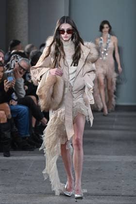 Milan, Italy: Milan, Milan Women s Fashion Week Spring Summer 2026 - Women s Fashion, Spring Summer 2026. - Blumarine fashion show - catwalk - photo: model Milan Italy  - ZUMAp169 20250926_zea_p169_516 Copyright: xSimonaxChiocciax