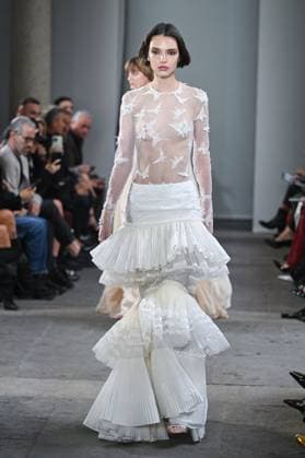 Milan, Italy: Milan, Milan Women s Fashion Week Spring Summer 2026 - Women s Fashion, Spring Summer 2026. - Blumarine fashion show - catwalk - photo: model Milan Italy  - ZUMAp169 20250926_zea_p169_550 Copyright: xSimonaxChiocciax