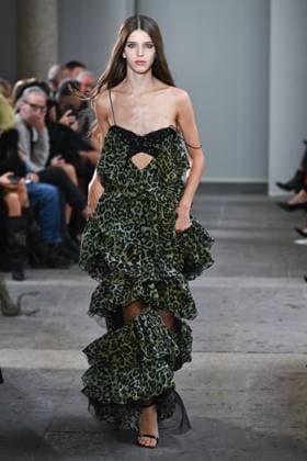Milan, Italy: Milan, Milan Women s Fashion Week Spring Summer 2026 - Women s Fashion, Spring Summer 2026. - Blumarine fashion show - catwalk - photo: model Milan Italy  - ZUMAp169 20250926_zea_p169_649 Copyright: xSimonaxChiocciax