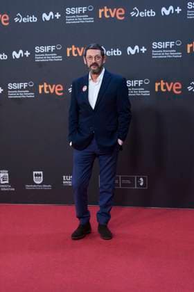 73rd San Sebastian International Film Festival: Anatonia de un instante Red Carpet Manolo Solo attended Anatonia de un instante Red Carpet during 73rd San Sebastian International Film Festival at Kursaal Theatre on September 26, 2025 in Donostia San Sebastian, Spain Photo by IMAGO MPG Donostia San Sebastian Kursaal Theatre Euskadi Spain  Copyright: xMPGx