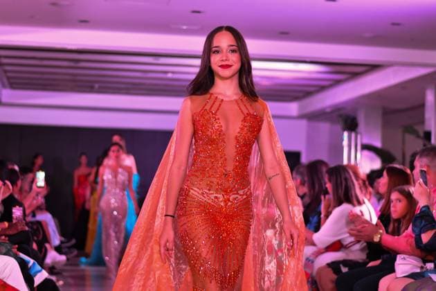 Spring Colors Fashion Week de Madrid - 26 Sep 2025 A model walks the runway wearing a design by Jarul Mercedes during the Spring Colors Fashion Week de Madrid at Hotel Princesa. Madrid Spain Copyright: xAtilanoxGarciax xSOPAxImagesx FOTO49745