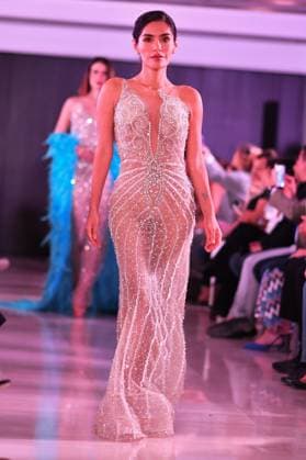 Spring Colors Fashion Week de Madrid - 26 Sep 2025 A model walks the runway wearing a design by Jarul Mercedes during the Spring Colors Fashion Week de Madrid at Hotel Princesa. Madrid Spain Copyright: xAtilanoxGarciax xSOPAxImagesx FOTO49719