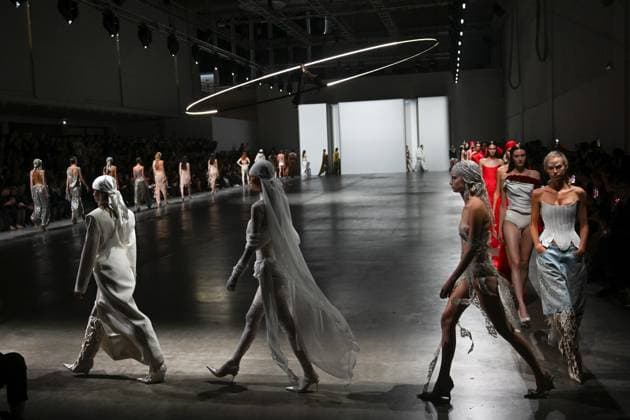 Milan, Milan Women s Fashion Week Spring Summer 2026 - Women s Fashion, Spring Summer 2026. - fashion show: Giuseppe di Morabito - catwalk - photo: model  Copyright: xSimonaxChiocciax xipa-agency.netx xFotosickix IPA_Agency_IPA65793765