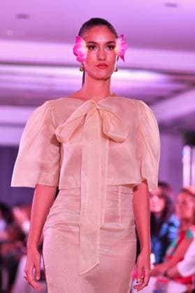 Spring Colors Fashion Week de Madrid - 26 Sep 2025 A model walks the runway wearing a design by Liet Paris during the Spring Colors Fashion Week de Madrid at Hotel Princesa. Madrid Spain Copyright: xAtilanoxGarciax xSOPAxImagesx FOTO49700