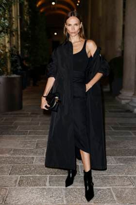 MFW EE72 Gala dinner Arrivals MP Natasha Poly arrives at the EE72 event during Milan s Fashion Week Womenswear Spring Summer 2026, on September 26, 2025 in Milan (Italy), Italy. Photo by Marco Piovanotto Abacapress.com  Copyright: xPiovanottoxMarco ABACAx