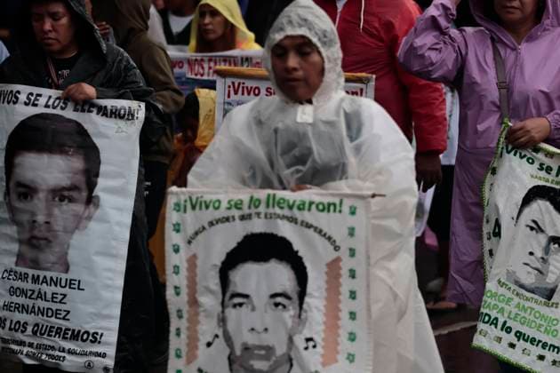 September 26, 2025, Mexico, Cdmx, Mexico: In 2014, 43 students from the RAUL ISIDRO BURGOS Teachers College in Ayotzinapa, Guerrero, were victims of enforced disappearance by local authorities, the military, and alleged drug traffickers. Today marks the 11th anniversary of this state crime, which has not been clarified as promised by previous governments and the current one led by CLAUDIA SHEIMBAUM. Members, mothers, friends, students and collectives marched from the Angel of Independence to Mexico City s Zocalo to continue demanding justice and the return of the students who have not been found since the administration of former Mexican President Enrique Peo±a Nieto, who currently lives in Spain without any answers regarding what happen - ZUMAp204 20250926_zip_p204_009 Copyright: xJosuexPerezx