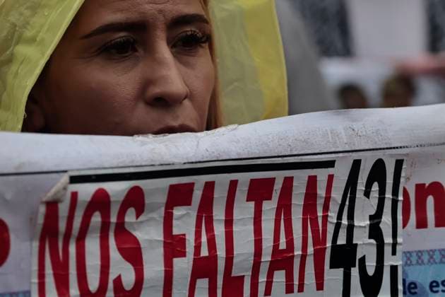 September 26, 2025, Mexico, Cdmx, Mexico: In 2014, 43 students from the RAUL ISIDRO BURGOS Teachers College in Ayotzinapa, Guerrero, were victims of enforced disappearance by local authorities, the military, and alleged drug traffickers. Today marks the 11th anniversary of this state crime, which has not been clarified as promised by previous governments and the current one led by CLAUDIA SHEIMBAUM. Members, mothers, friends, students and collectives marched from the Angel of Independence to Mexico City s Zocalo to continue demanding justice and the return of the students who have not been found since the administration of former Mexican President Enrique Peo±a Nieto, who currently lives in Spain without any answers regarding what happen - ZUMAp204 20250926_zip_p204_017 Copyright: xJosuexPerezx