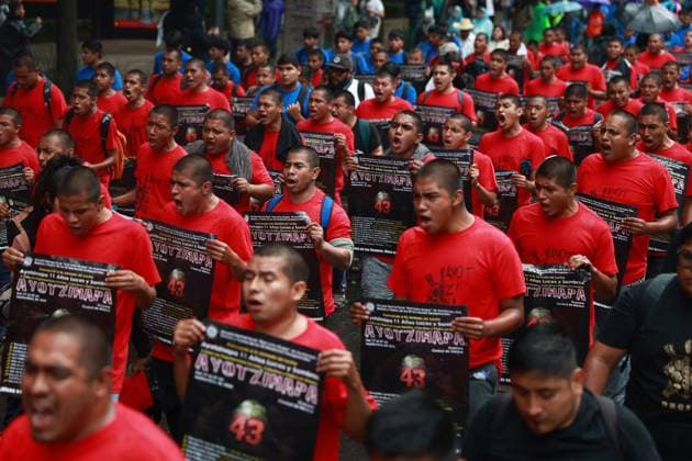 Mexico marks 11 years since disappearance of 43 Ayotzinapa students MEXICO CITY, MEXICO - SEPTEMBER 26: Students from Guerrero state take part in a rally to demand justice for the 43 missing students from Ayotzinapa, in Mexico City, Mexico on September 26, 2025. Relatives of the 43 missing students from Ayotzinapa and students of the rural teacher s school from Guerrero held this rally to commemorate the 11th anniversary&nbsp;of the iconic case where 43 students were kidnapped and disappeared in the state of Guerrero. Daniel Cardenas Anadolu Mexico City Mexico. Editorial use only. Please get in touch for any other usage.  Copyright: x2025xAnadoluxDanielxCardenasx
