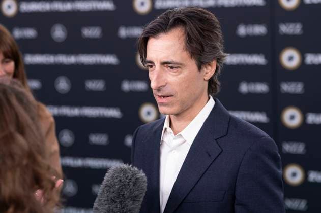 Noah Baumbach at the premiere of the feature film Jay Kelly at the 21 Zurich Film Festival 2025 in the Kongresssaal Zurich, 26 09 2025 Foto:xA.xRaemyx xFuturexImagex baumbach_5914
