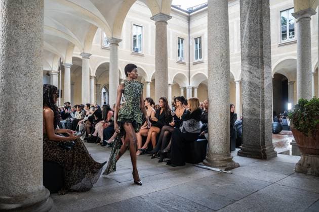 Milan Fashion Week - Women S S 2026 Blumarine Fashion Show Vibes Milan, Italy Milan Fashion Week - Women S S 2026 Blumarine Fashion Show Vibes Milan, Italy 26th September 2025  Copyright: xCarminexContex