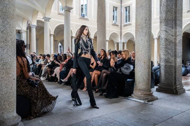 Milan Fashion Week - Women S S 2026 Blumarine Fashion Show Vibes Milan, Italy Yasmin Wijnaldum Milan Fashion Week - Women S S 2026 Blumarine Fashion Show Vibes Milan, Italy 26th September 2025  Copyright: xCarminexContex