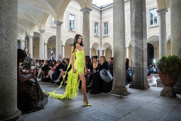 Milan Fashion Week - Women S S 2026 Blumarine Fashion Show Vibes Milan, Italy Paula Soares Milan Fashion Week - Women S S 2026 Blumarine Fashion Show Vibes Milan, Italy 26th September 2025  Copyright: xCarminexContex