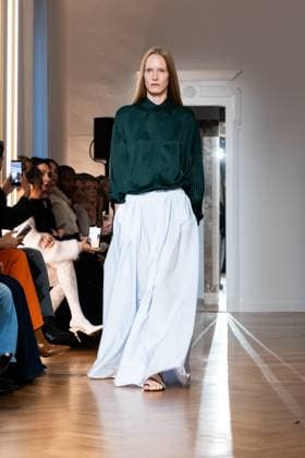 Milan Fashion Week - Women S S 2026 Sa Su Phi Fashion Show Runway Milan, Italy Milan Fashion Week - Women S S 2026 Sa Su Phi Fashion Show Runway Milan, Italy 26th September 2025  Copyright: xx