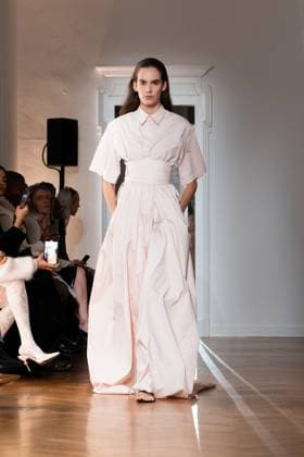 Milan Fashion Week - Women S S 2026 Sa Su Phi Fashion Show Runway Milan, Italy Milan Fashion Week - Women S S 2026 Sa Su Phi Fashion Show Runway Milan, Italy 26th September 2025  Copyright: xx