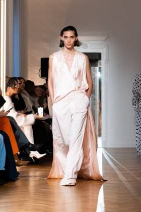 Milan Fashion Week - Women S S 2026 Sa Su Phi Fashion Show Runway Milan, Italy Milan Fashion Week - Women S S 2026 Sa Su Phi Fashion Show Runway Milan, Italy 26th September 2025  Copyright: xx
