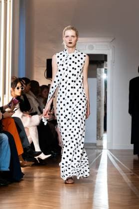 Milan Fashion Week - Women S S 2026 Sa Su Phi Fashion Show Runway Milan, Italy Milan Fashion Week - Women S S 2026 Sa Su Phi Fashion Show Runway Milan, Italy 26th September 2025  Copyright: xx