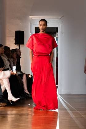 Milan Fashion Week - Women S S 2026 Sa Su Phi Fashion Show Runway Milan, Italy Milan Fashion Week - Women S S 2026 Sa Su Phi Fashion Show Runway Milan, Italy 26th September 2025  Copyright: xx