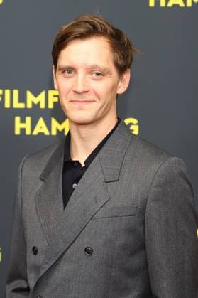 Filmfest Hamburg Jonas Nay, Filmfest Hamburg, Sternstunde der Moerder , Cinemaxx, 25 09 2025 Copyright: xEventpressxBecherx