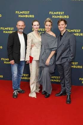 Gerhard Liebmann, Diana Dulinkova, Jeanette Hain and Jonas Nay at the premiere of the ARD mini-series Sternstunde der Mörder at the 33 Filmfest Hamburg 2025 at Cinemaxx Dammtor Hamburg, 26 09 2025 Foto:xC.xTamckex xFuturexImagex sternstunden_5909