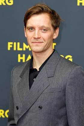 Jonas Ney at the premiere of the ARD mini-series Sternstunde der Mörder at the 33 Filmfest Hamburg 2025 at Cinemaxx Dammtor Hamburg, 26 09 2025 Foto:xC.xTamckex xFuturexImagex sternstunden_5922