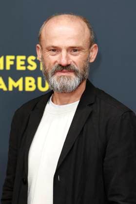 Gerhard Liebmann at the premiere of the ARD mini-series Sternstunde der Mörder at the 33 Filmfest Hamburg 2025 at Cinemaxx Dammtor Hamburg, 26 09 2025 Foto:xC.xTamckex xFuturexImagex sternstunden_5932
