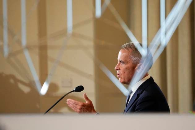September 27, 2025, London, United Kingdom: Prime Minister Mark Carney is reflected in a mirror as he holds a press conference at Canada House in London on Saturday, Sept. 27, 2025. London United Kingdom  - ZUMAc35_ 20250927_zaf_c35_002 Copyright: xSeanxKilpatrickx