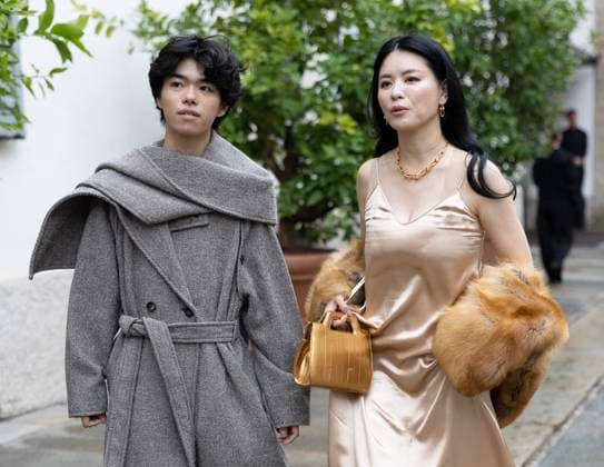 MFW Ferragamo Arrivals MP A guest arrives at the Ferragamo fashion show during Milan s Fashion Week Womenswear Spring Summer 2026, on September 27, 2025 in Milan (Italy). Photo by Marco Piovanotto Abacapress.com Milan Italy  Copyright: xPiovanottoxMarco ABACAx
