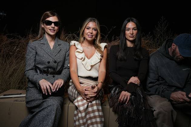 Milan, Italy: Milan, Milan Women s Fashion Week Spring Summer 2026 - Women s Fashion, Spring Summer 2026 - Luisa Spagnoli fashion show - arrivals in the photo: guest Milan Italy  - ZUMAp169 20250927_zea_p169_229 Copyright: xRiccardoxGIordanox