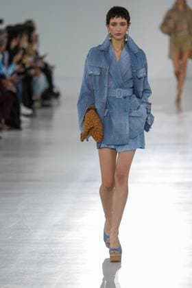 Milan, Milan Women s Fashion Week Spring Summer 2026 - Women s Fashion, Spring Summer 2026 - Ermanno Scervino fashion show - catwalk in the photo: Model  Copyright: xRiccardoxGIordanox xipa-agency.netx xRiccardoxGiordano IPAx IPA_Agency_IPA65817483