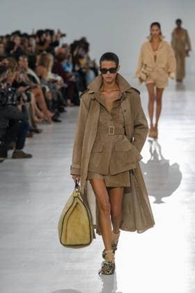 Milan, Milan Women s Fashion Week Spring Summer 2026 - Women s Fashion, Spring Summer 2026 - Ermanno Scervino fashion show - catwalk in the photo: Model  Copyright: xRiccardoxGIordanox xipa-agency.netx xRiccardoxGiordano IPAx IPA_Agency_IPA65817512