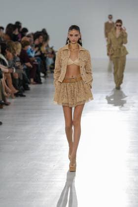 Milan, Milan Women s Fashion Week Spring Summer 2026 - Women s Fashion, Spring Summer 2026 - Ermanno Scervino fashion show - catwalk in the photo: Model  Copyright: xRiccardoxGIordanox xipa-agency.netx xRiccardoxGiordano IPAx IPA_Agency_IPA65817546