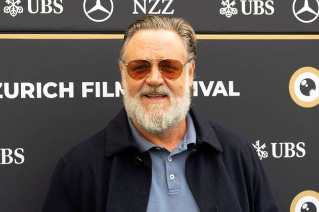 Entertainment Bilder des Tages Russell Crowe bei der Premiere des Kinofilms Nuremberg Nürnberg auf dem 21. Zurich Film Festival 2025 im Kongresssaal. Zürich, 27.09.2025 *** Russell Crowe at the premiere of the feature film Nuremberg Nürnberg at the 21 Zurich Film Festival 2025 in the Kongresssaal Zurich, 27 09 2025 Foto:xA.xRaemyx xFuturexImagex crowe_5920