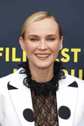 Diane Kruger at the Amrum film premiere on 27 09 2025 as part of the 33 Filmfest in Hamburg Diane Krugers öAmrum film premiere at the Filmfest in Hamburg