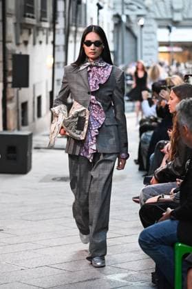 Milan, Italy: Milan, Milan Women s Fashion Week Spring Summer 2026 - Women s Fashion, Spring Summer 2026. - MSGM fashion show - catwalk - photo: model Milan Italy  - ZUMAp169 20250927_zea_p169_833 Copyright: xSimonaxChiocciax